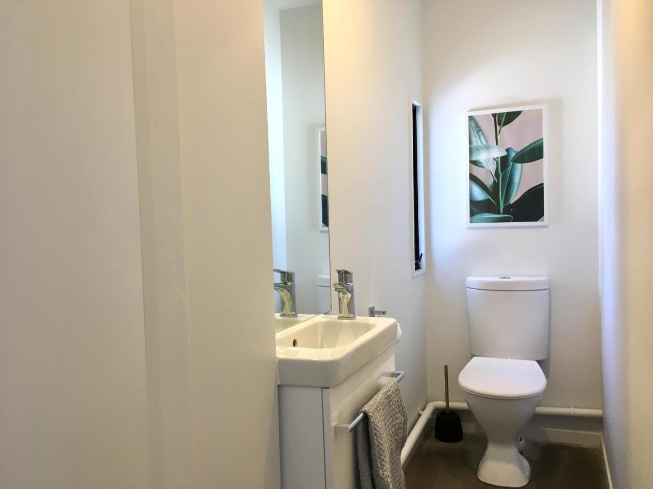 Number 1 - Chic Inner City Rooms Christchurch Esterno foto